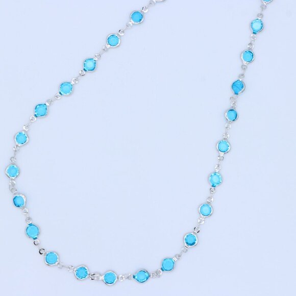 "Minimalist Necklace – Timeless, Elegant Jewelry for Her, MAR091093 - Picture 3 of 10